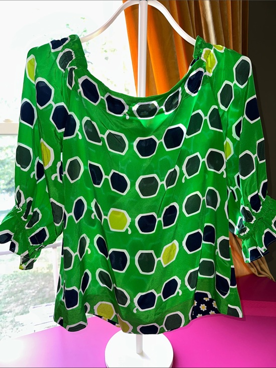 Trina Turk Tops - Trina Turk Green Geometric Puff-Sleeve Women's Top
